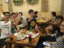 襄城烧烤加盟,学烧烤技术,开烧烤店多少钱疯狂烤翅加盟